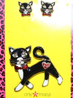 NWT Authentic Betsey Johnson Vintage Brooch & earring ser DARLING!